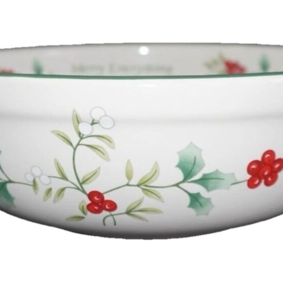 Pfaltzgraff Winterberry 7” Serving Bowl Merry Everything Holiday Christmas Candy - Picture 5 of 7